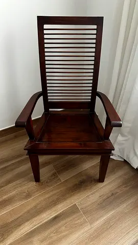 Solid teak Wood Slatted High-Back Armchair - Dark Finish