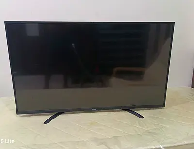 49” Haier LED TV in very good condition. Display is clear and bright with excellent picture quality.