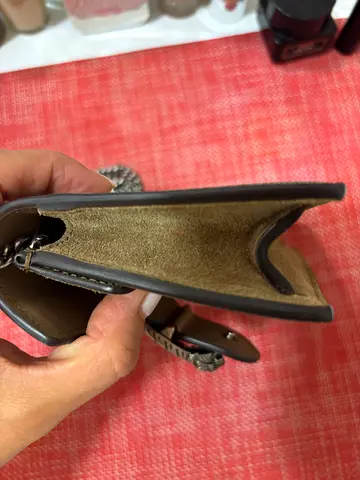 100% Authentic This Gucci Dionysus Super Mini bag is crafted from GG Supreme canvas and features the