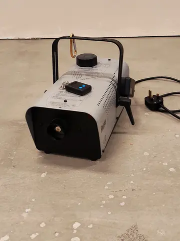 Fog machine 300dhs