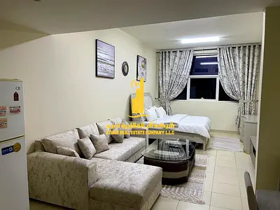 استوديو مطبخ شبة منفصل مفروش فرش راقي جدا للايجار الشهرى بعجمان - الراشدية3 - ابراج عجمان ون