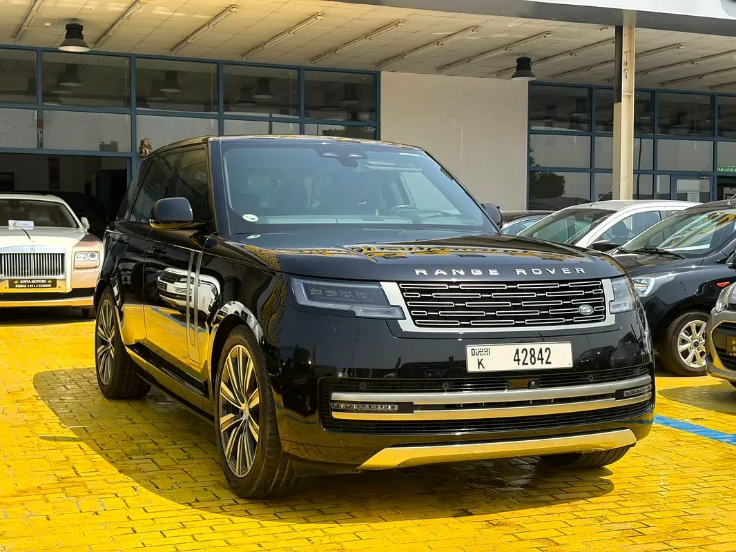 Land Rover Range Rover 2024 — photo 1 of 16
