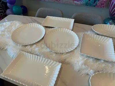 Serving plates