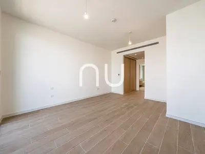 EXCLUSIVE | Central Location | Brand New