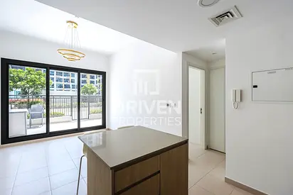 Large Terrace | Kitchen Appliances | Podium Level