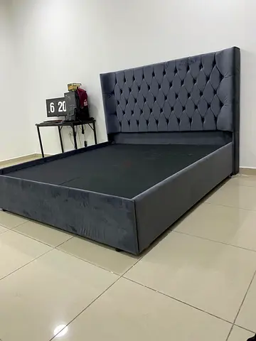 Brand New King Size Luxury Velvet Bed Including Spring Mattress