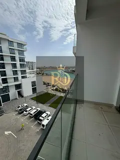 Brand New | Sea & Pool View | Huge Studio | Ready To Move | High ROI | Prime Location | Freehold