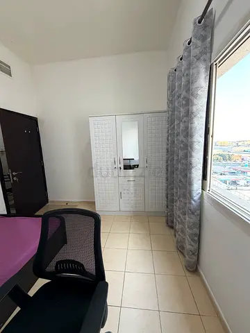 Private room for executive bachelor for rent