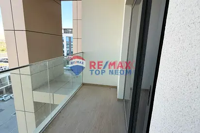 PRIME LOCATION || FULLY FURNISHED || VACANT