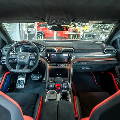 صورة مصغرة 8 لـ 2024 Lamborghini URUS