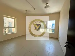 Beautiful 1-bedroom apartment with a living room and free air conditioning, featuring an open view,