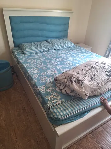 Custom made bed urgent sale