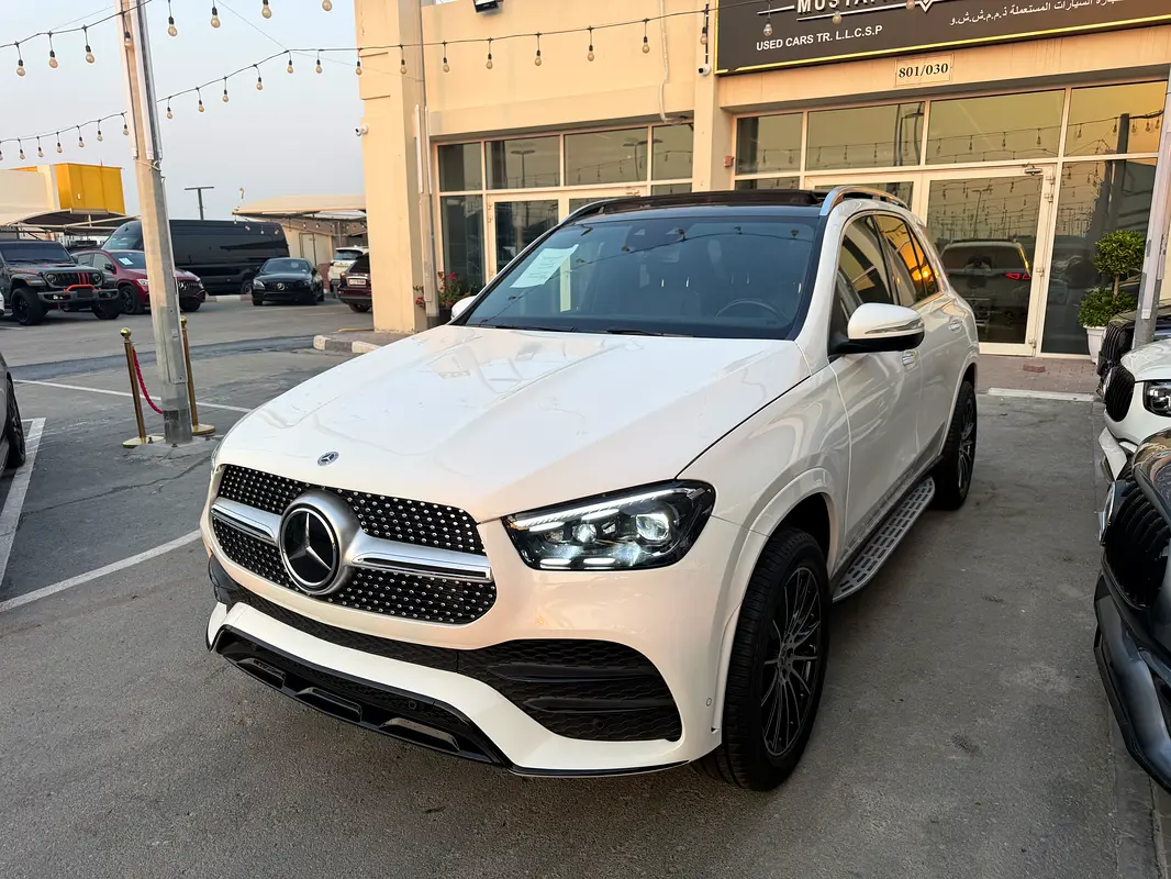 Mercedes-Benz GLE-Class 2022 — photo 1 of 17