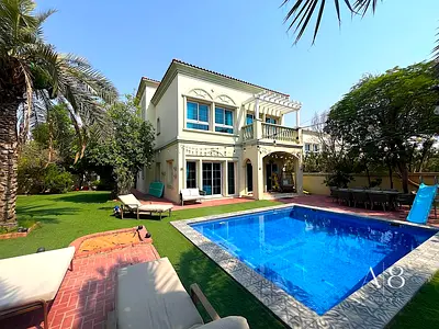 3 Beds | Pool and Landscaping | Available Mid Oct
