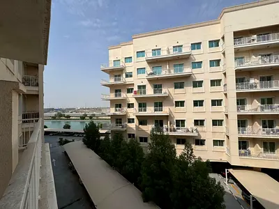 Spacious apartment | Ready to Move | prime location Best Building in Mazaya.