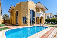 Luxury Beachfront Villa | Direct Beach Access