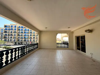 Large Balcony Unfurnished 2 Beds Apart l Yearly