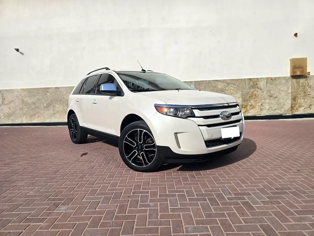 Ford Edge 2014 — photo 1 of 16