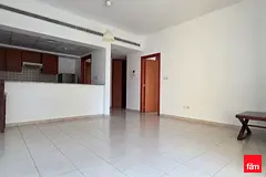 Unfurnished I Near the Lake I Vacant