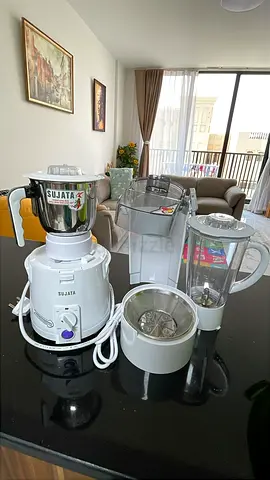 Sujata juicer with blender and grinder - used 3 months. Powermatic Plus 900
