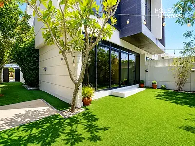 Unfurnished | Big Plot | Ready