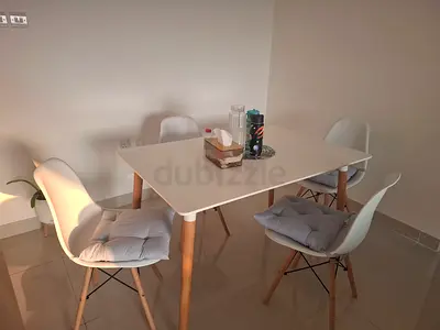 Danube dining table