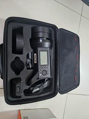 Godox Ad400 pro with stand and 120cm softbox