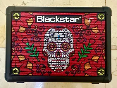 Blackstar Amplifier with Skull Motif with chord (small)
