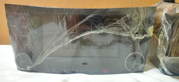 Mercedes infotainment system E-class
