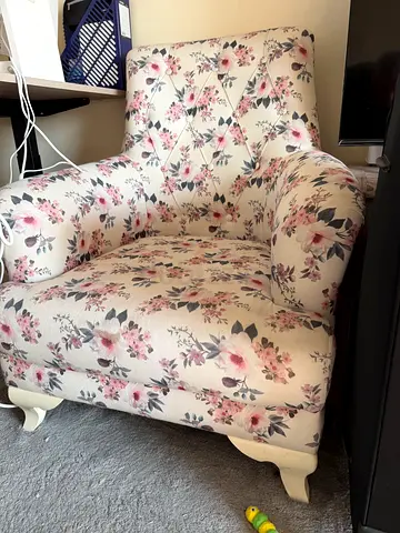 Floral Accent Armchair in Good Condition