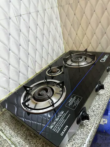Used Clifton CK-4179 3-Burner Gas Cooktop - Glass Top