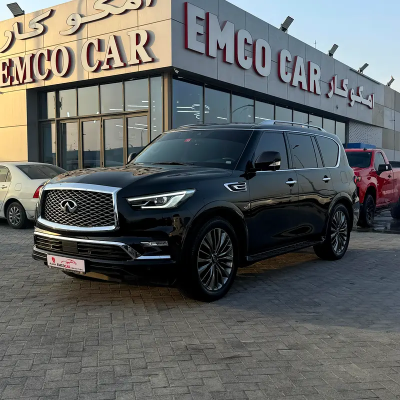 Infiniti QX80 2020 — photo 1 of 20