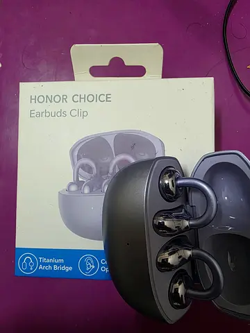 Honor Choice Earbuds Clip with Charging Case - Used