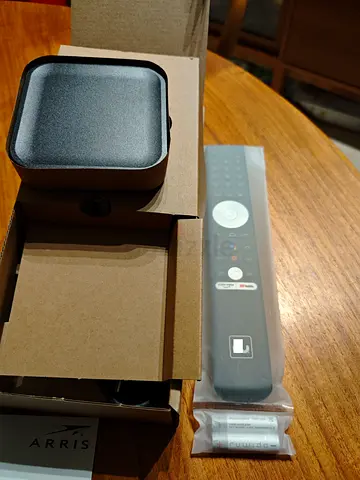 ARRIS Set-Top Box with Remote and Batteries - Brand New