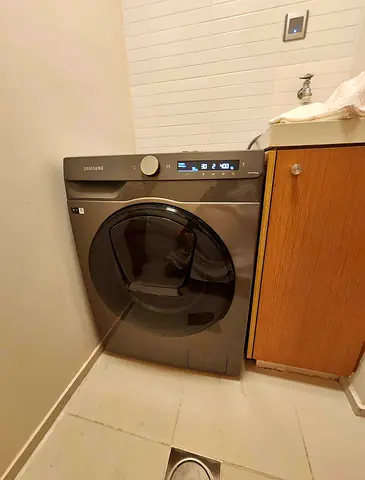 Samsung 9/6kg washer dryer combo mashing with WiFi smart system latest version