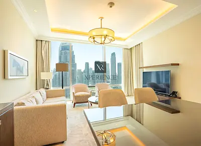 DOWNTOWN LIFESTYLE - CONNECTED WITH DUBAI MALL
