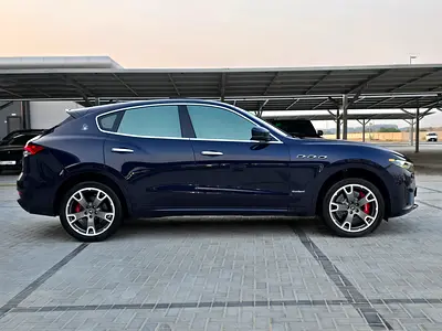 2021 Maserati LEVANTE — фото 8