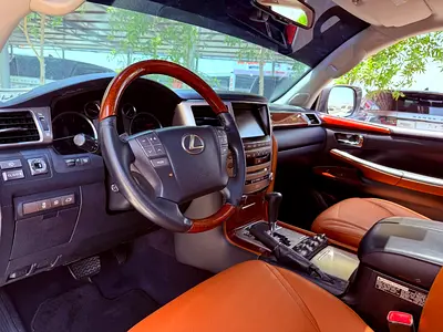 2012 Lexus LX-SERIES 缩略图 11