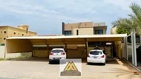 6 bedrooms 2 spacious living rooms Majlis (formal sitting room) Maid's room 7 bathrooms with exc