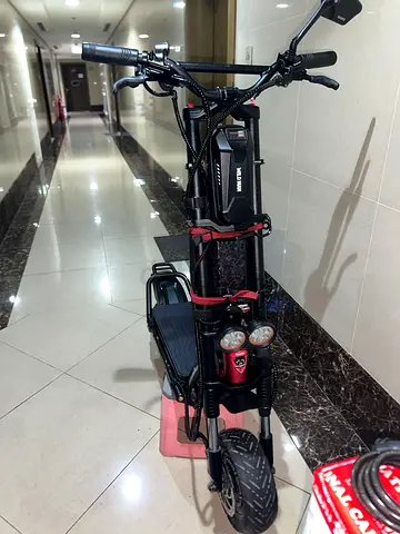 Kaabo Wolf warrior 11 Scooter