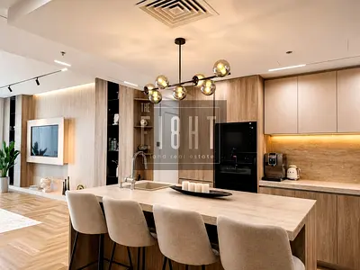 Elegant 2BR Apartment | Luxury Furnished | Downtown City View | Fully renovated
