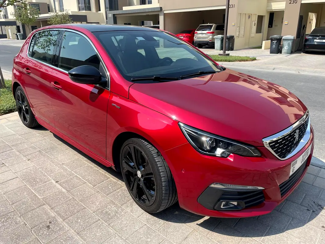 Peugeot 308 2020 — photo 1 of 17