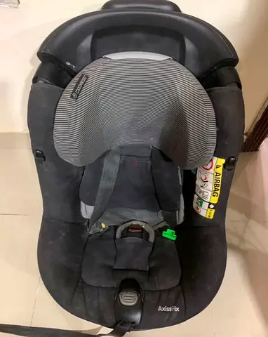 Maxi-Cosi Axiss Fix Infant/Toddler Car Seat - Used, Good Condition from babyshop original price 300