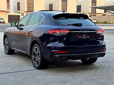 2021 Maserati LEVANTE — фото 4