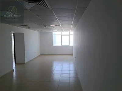 شقة غرفتي نوم | 1326.92 قدم² / 123.3 م² | الطابق 22 | الصيانة مشمولة | 37,000 درهم