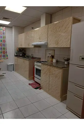 Partition room available for single executive near Dubai grand hotel