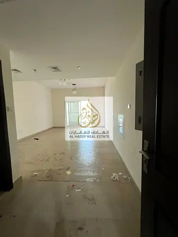 غرفتين ايجار سنوى مع باركن خاص مع 3 بلكونه
