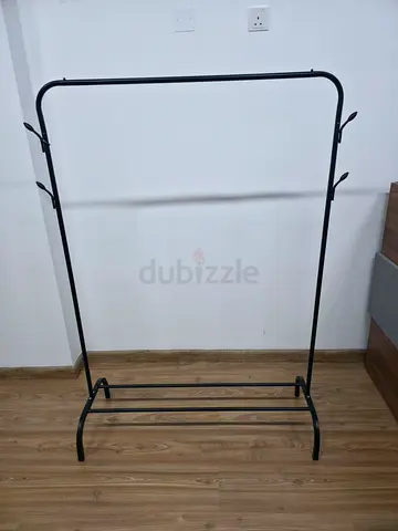 Black Metal Garment Rack with Side Hooks