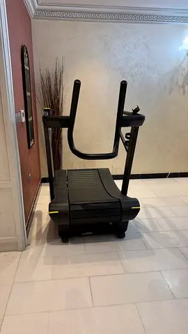 Technogym Skillmill Non-Motorized Treadmill