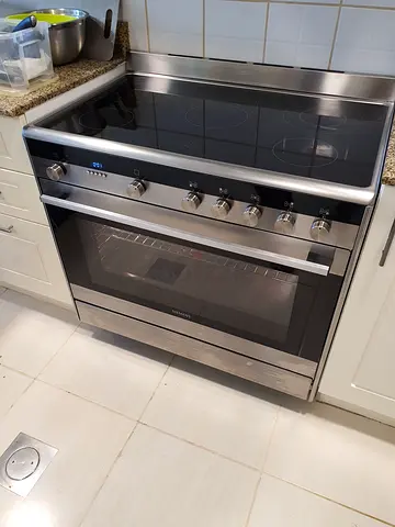 Siemens iQ700 Electric Cooking Range For Sale 90CM